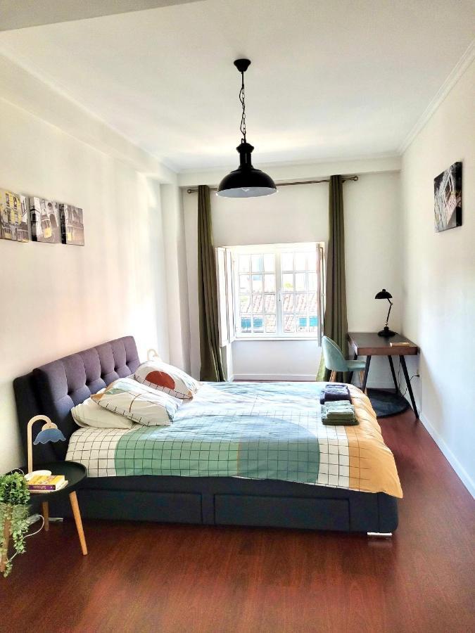 Апартаменты Charm City Center Apt 140M2 & Free Parking Брага Экстерьер фото