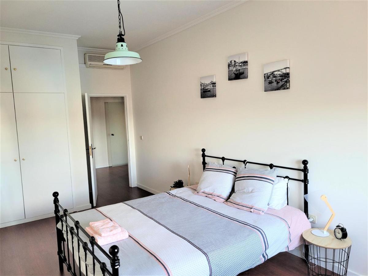 Апартаменты Charm City Center Apt 140M2 & Free Parking Брага Экстерьер фото