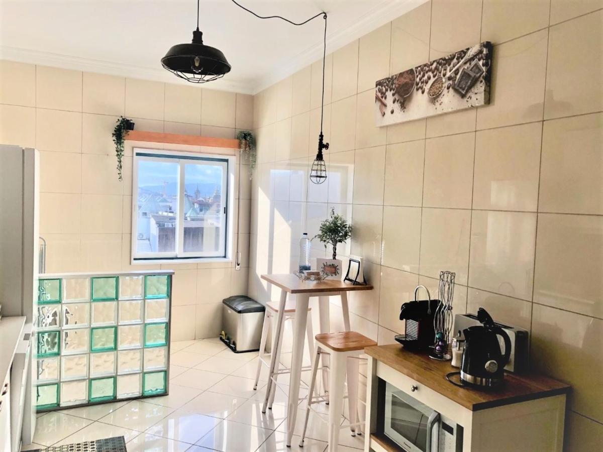 Апартаменты Charm City Center Apt 140M2 & Free Parking Брага Экстерьер фото